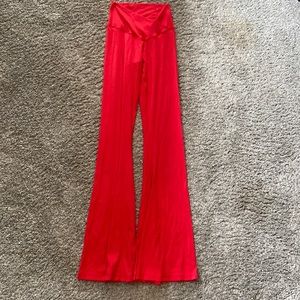 Red AERIE high-rise crossover flares!